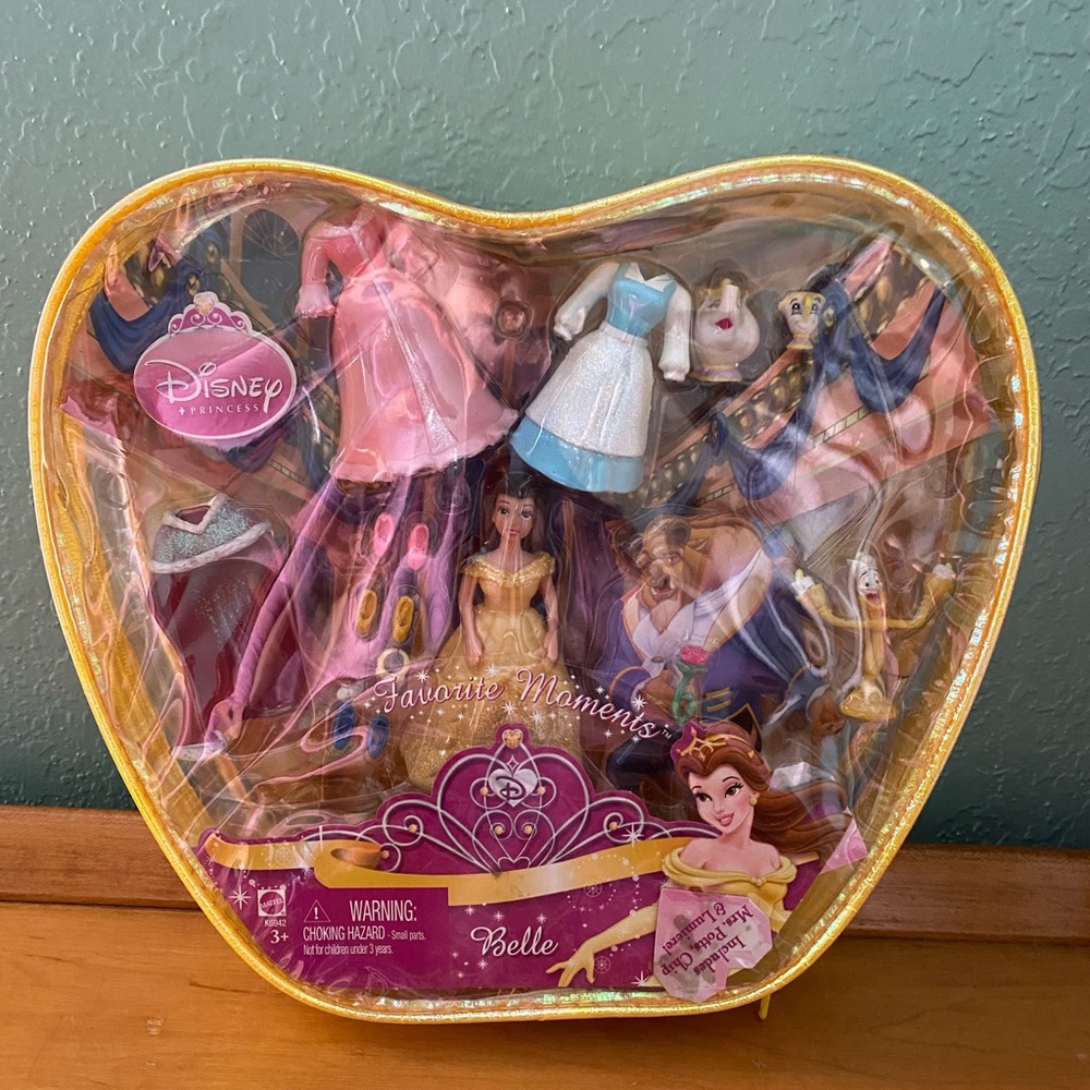 ✨🌹Disney Princess Belle Polly Pocket Set🌹✨